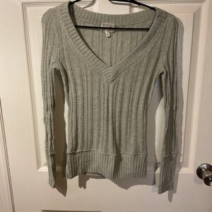 Vintage Aeropostale Grey Ribbed V-Neck Angora Sweater